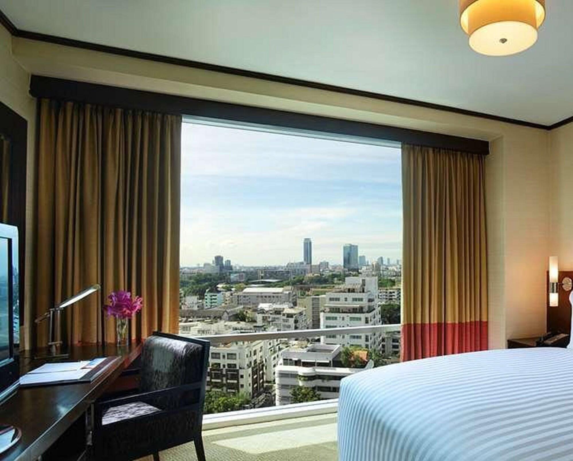 Conrad Bangkok Residences Esterno foto