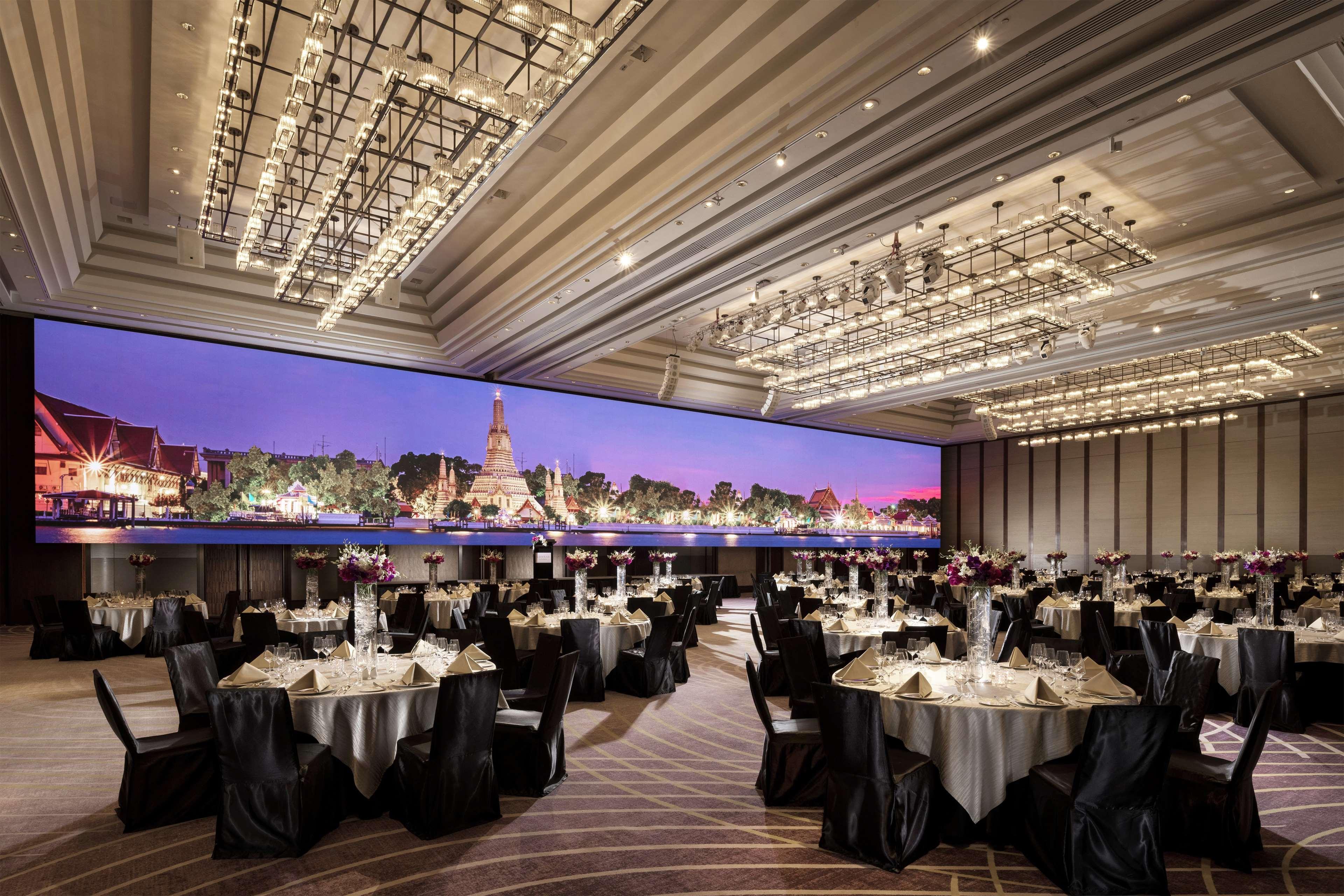 Conrad Bangkok Residences Esterno foto