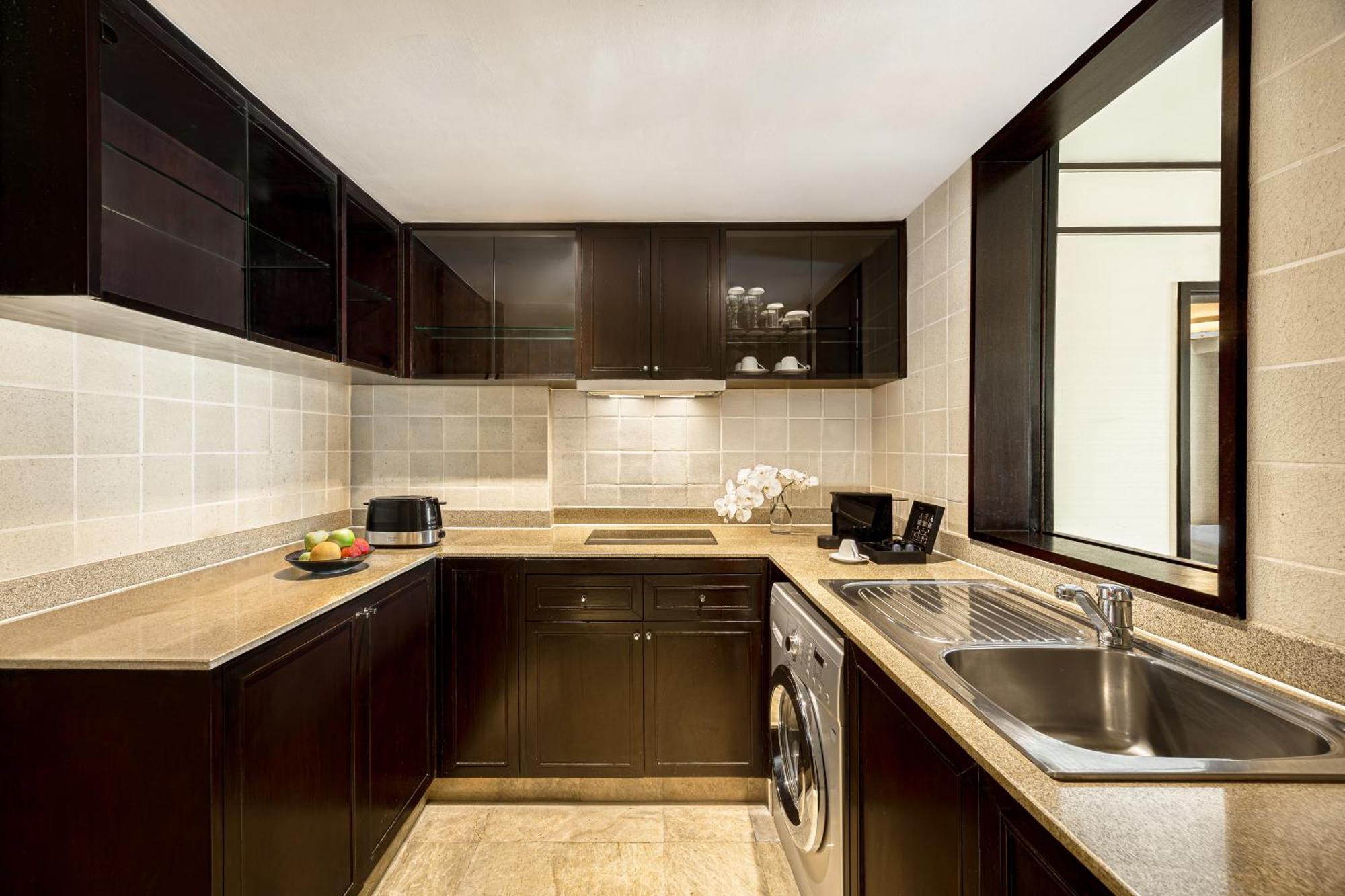Conrad Bangkok Residences Esterno foto