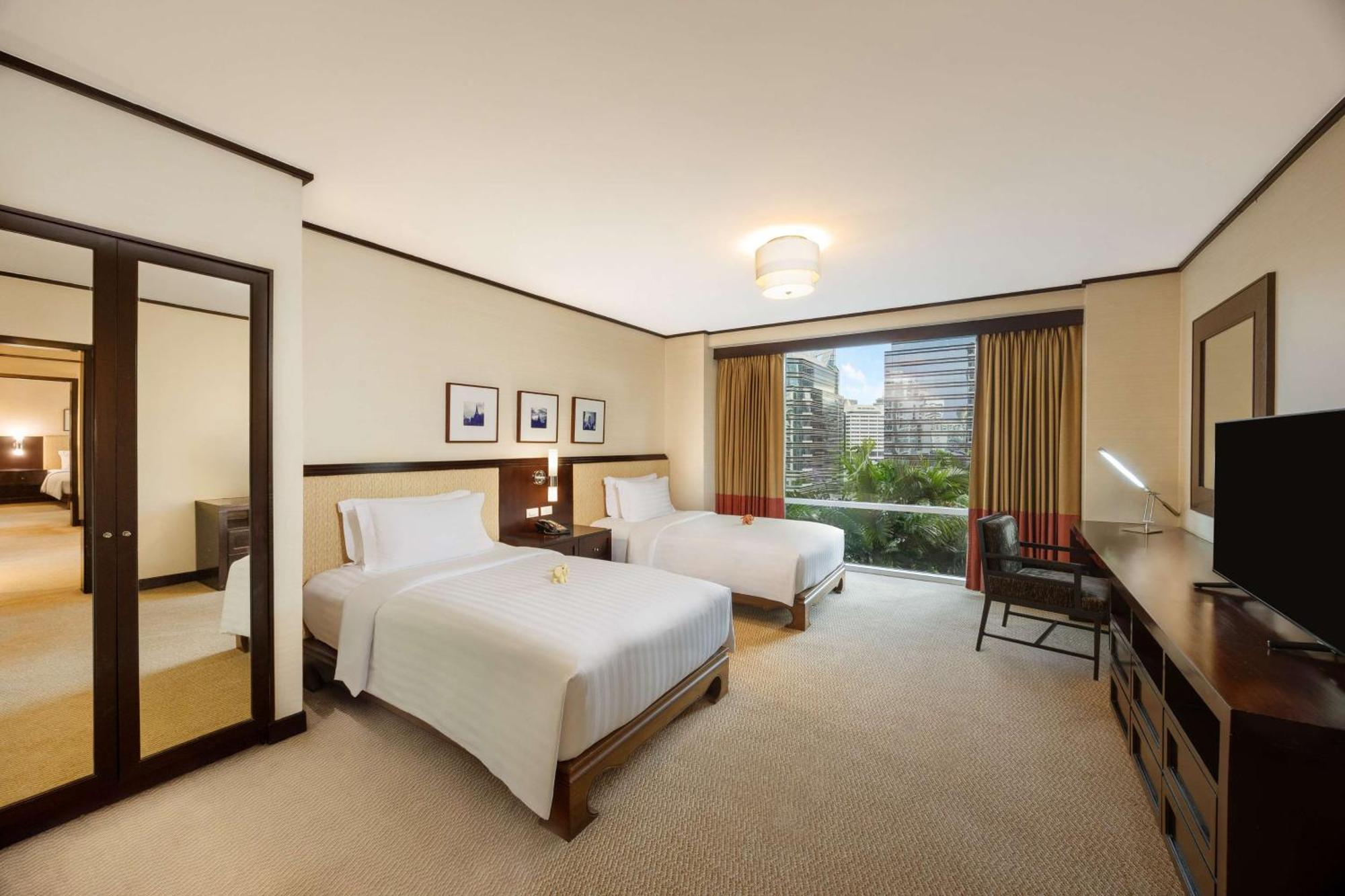 Conrad Bangkok Residences Esterno foto