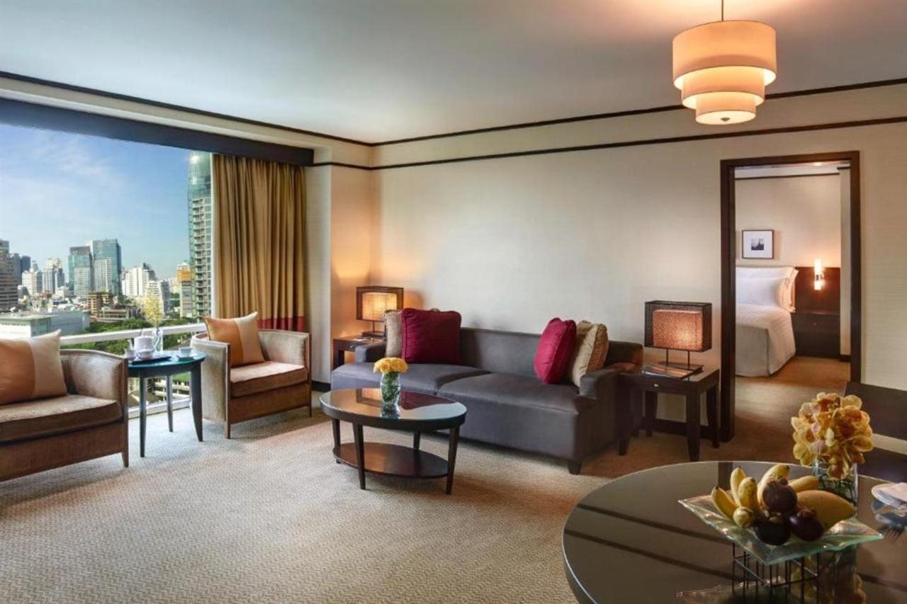 Conrad Bangkok Residences Esterno foto